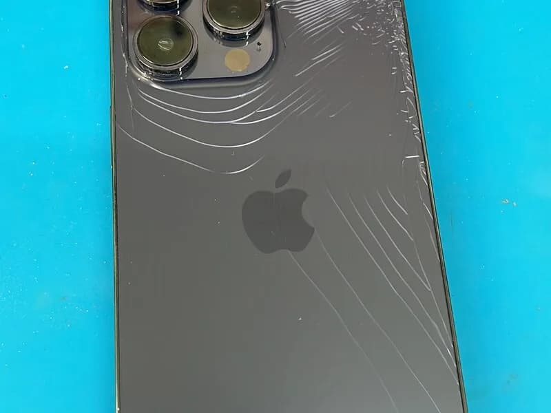 Troca de Tampa Traseira iPhone em Campinas — imagem 1