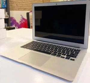 MacBook Air 13″ Core i5 1.8GHZ 8GB SSD 128GB 2017